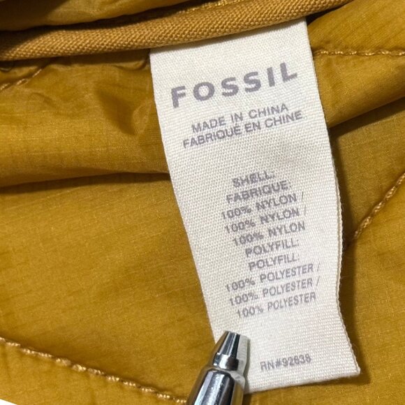 Fossil 54 Quilted Mustard Snap Vest – Size Small – Like New - Picture 12 of 14